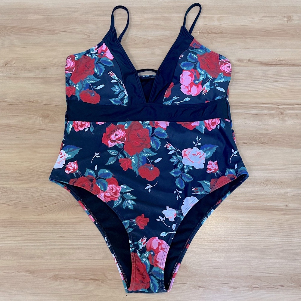 SHEIN Plus Swimsuit Floral One Piece | Size 0XL